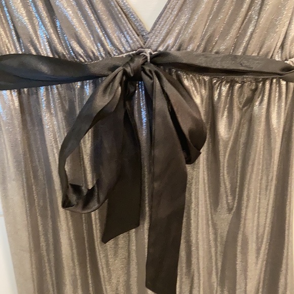 Silver and black Guess Party Dress 🥂 - Picture 5 of 9